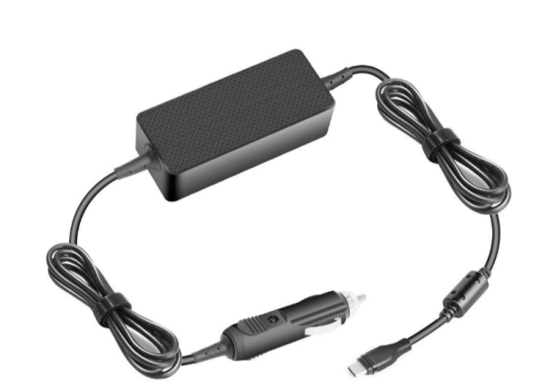 Universal 12 V Auto-Netzteil für Notebooks mit USB-C, 100 Watt